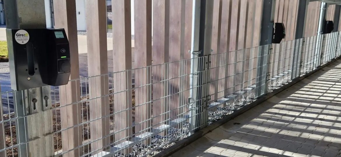 327069532_2136489996552228_8426740622176609221_n