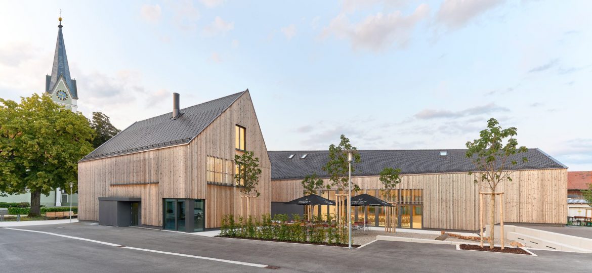 RATH HAUS LEHGAU naslovnica