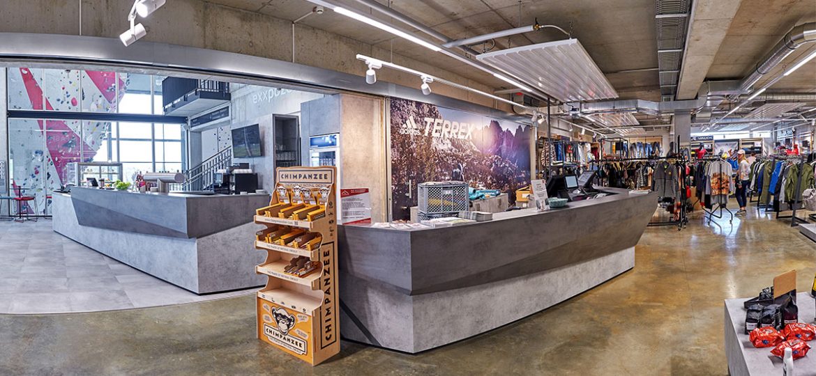 exxpozed-mokrani-gewerbebau-11