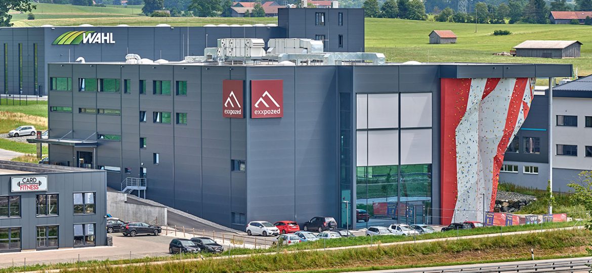 exxpozed-mokrani-gewerbebau-18